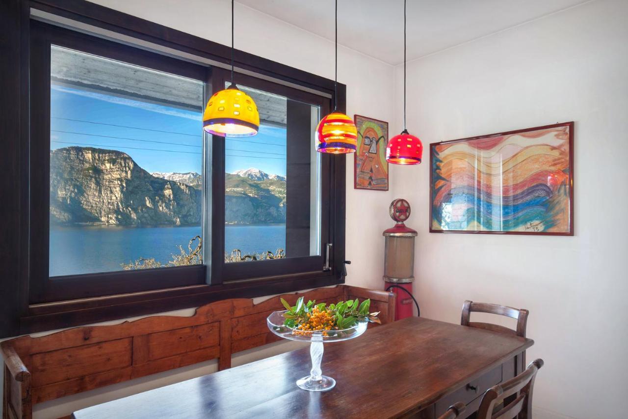 Villa Dismero-Un oasi di lusso e privacy Brenzone sul Garda Esterno foto