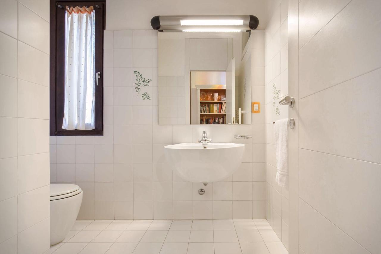 Villa Dismero-Un oasi di lusso e privacy Brenzone sul Garda Esterno foto